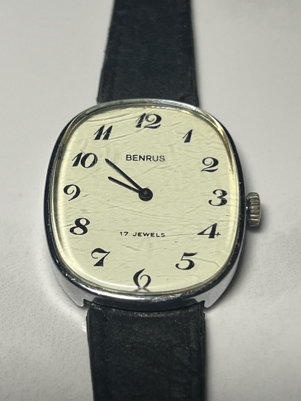 Benrus 17 Jewels Silver Analog Men's Wristwatch Mechanical Black Strap Works
